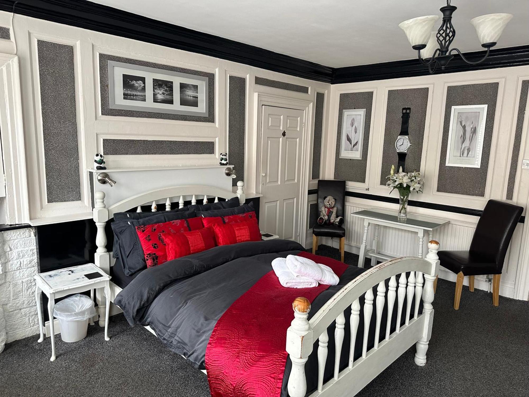 The Barrington 3*