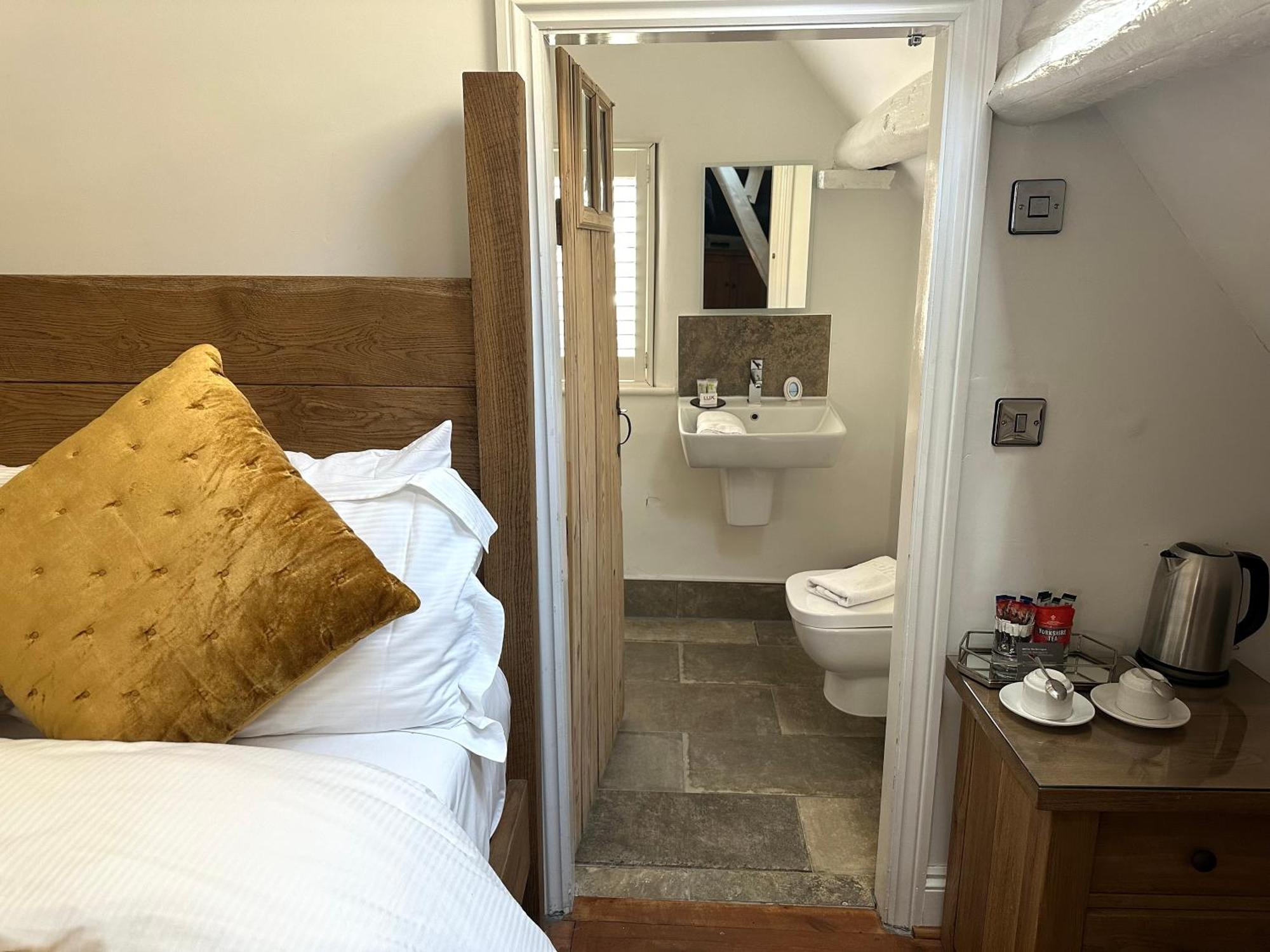 The Barrington Guest house 3*